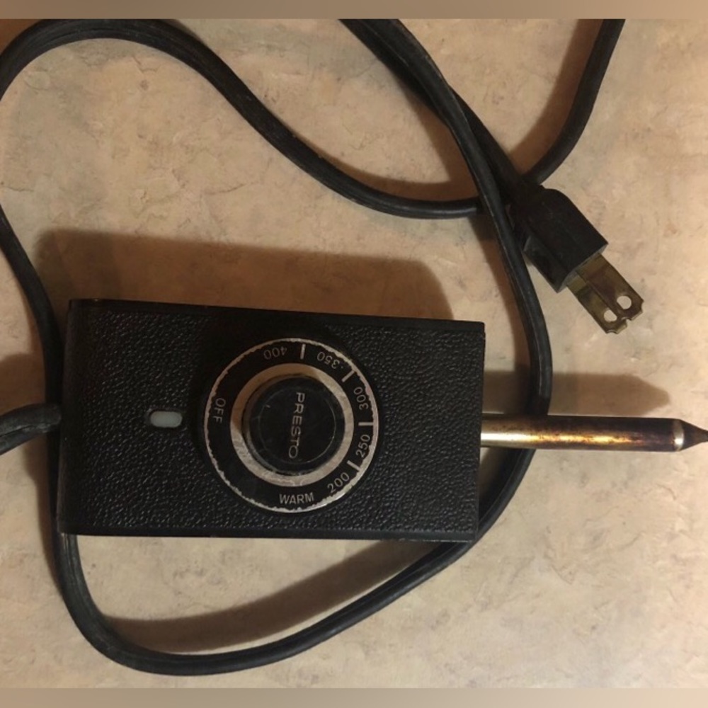 Vintage Presto Wee Fry Electric Skillet - Picture 6 of 7